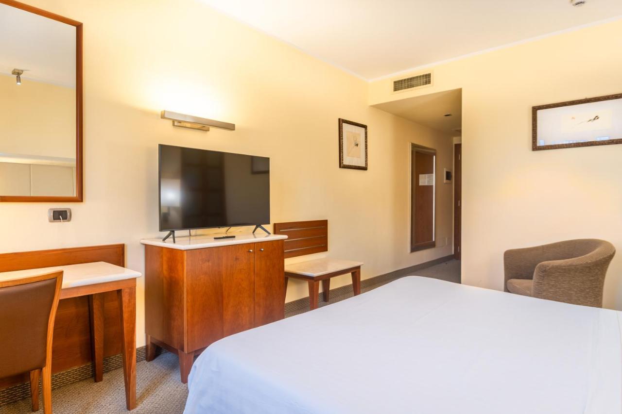Hotel Airone - Ombrellone Incluso Al Bagno Dolce Vita A Marina Dal 1 Giugno Al 15 Settembre Grosseto Luaran gambar