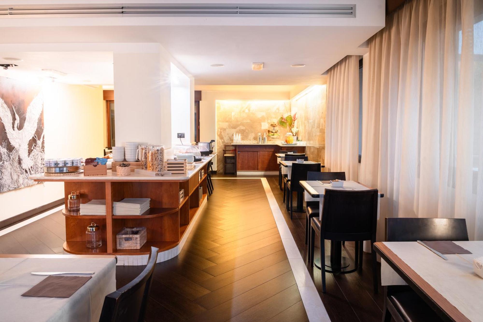 Hotel Airone - Ombrellone Incluso Al Bagno Dolce Vita A Marina Dal 1 Giugno Al 15 Settembre Grosseto Luaran gambar